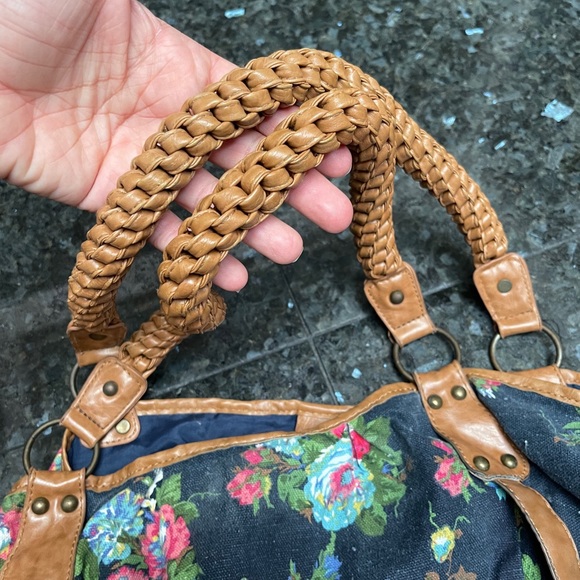 Anthropologie Amici Accessories shabby chic bag - Picture 3 of 5